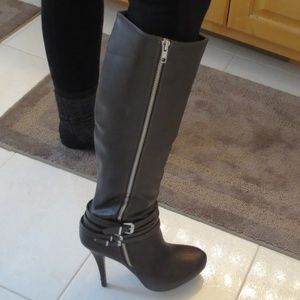 Sexy Stiletto Knee High Boots with Strappy Buckles